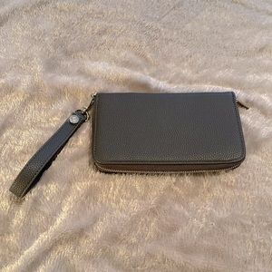 New Thirty-one All About the Benjamins wristlet wallet.